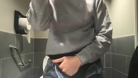 Snapshot of jami4u chatting on 11/04/25, 12:04 JAMI4U online show from 11/04/25, 12:04