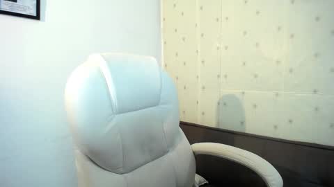 Snapshot of jane_dopler_ chatting on 02/07/25, 01:15 JANE online show from 02/07/25, 01:15