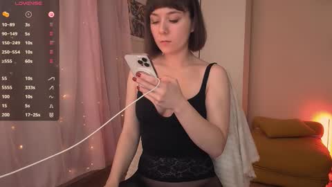 Snapshot of jane_kinn chatting on 11/23/25, 08:08 jane_kinn online show from 11/23/25, 08:08