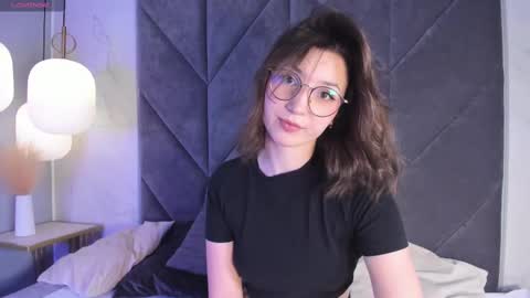Snapshot of jane_pearl chatting on 03/11/25, 06:21 Jane online show from 03/11/25, 06:21