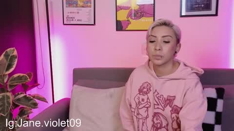 Snapshot of janehart_ chatting on 10/14/25, 12:11 Jane online show from 10/14/25, 12:11