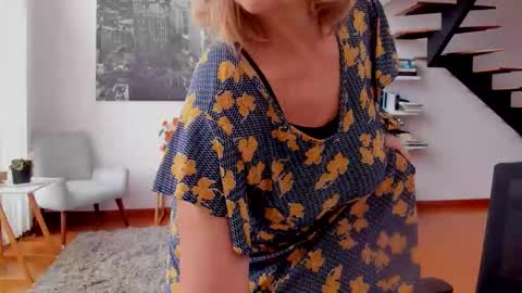 JANE TURNER MILF online show from 11/19/25, 01:55