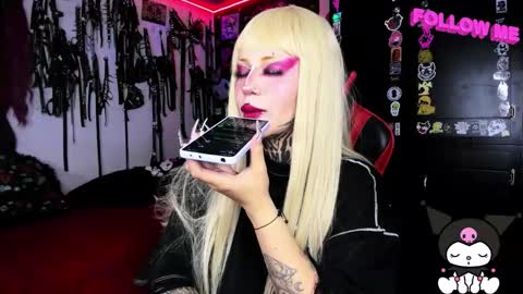      online show from 10/10/25, 09:36