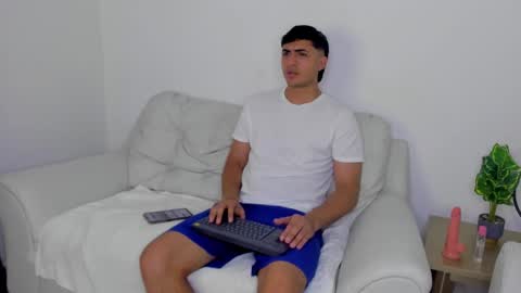 janomar01 online show from 11/09/25, 11:30