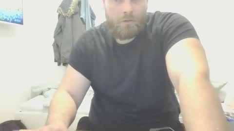 Snapshot of januszcygan chatting on 10/21/25, 06:30 januszcygan online show from 10/21/25, 06:30
