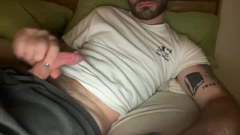 Snapshot of japandroidd chatting on 10/31/25, 08:37 japandroidd online show from 10/31/25, 08:37