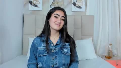 Snapshot of jaslyn__smith chatting on 12/31/24, 05:29 Jaslyn online show from 12/31/24, 05:29