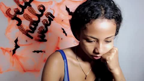 Snapshot of jasmin_brunette_ chatting on 10/14/25, 01:01 Jasmin online show from 10/14/25, 01:01