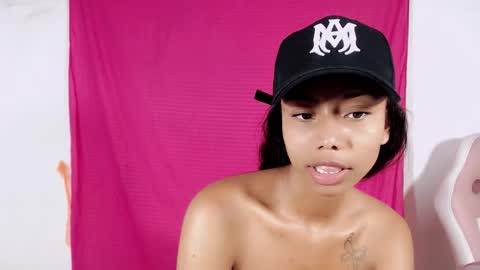 Snapshot of jasmin_brunette_ chatting on 10/24/25, 11:50 Jasmin online show from 10/24/25, 11:50