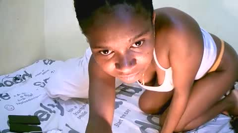 Snapshot of jasminah176750 chatting on 11/15/25, 03:48 jasminah176750 online show from 11/15/25, 03:48