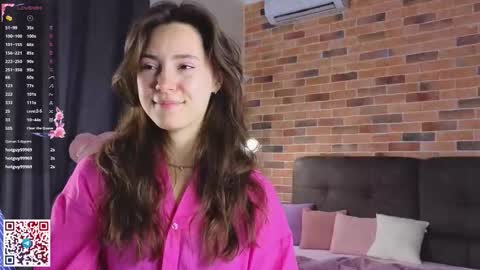 Chloe online show from 10/07/25, 06:32