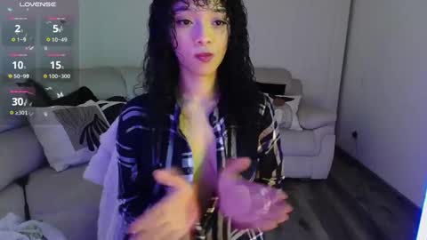 Snapshot of jasmine_019 chatting on 01/26/25, 12:37 J- next transmission december 4 online show from 01/26/25, 12:37
