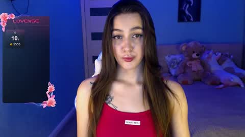 Snapshot of jasmine_doll_ chatting on 01/14/25, 10:23 Jasmine online show from 01/14/25, 10:23