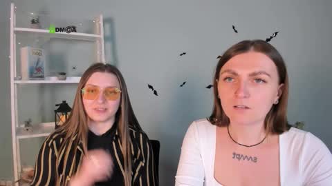 jasmine_fly online show from 10/29/25, 01:02