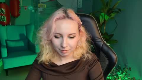 Jasmine online show from 02/13/25, 08:27