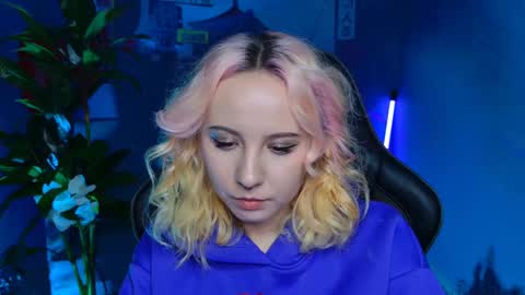 Jasmine online show from 02/25/25, 08:14