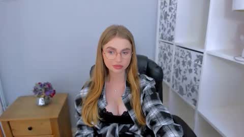 Snapshot of jasminerelax chatting on 10/12/25, 07:46 JasmineRelax online show from 10/12/25, 07:46