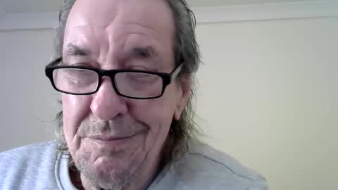 Snapshot of jaspal55 chatting on 12/14/24, 02:21 jaspal55 online show from 12/14/24, 02:21