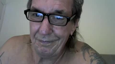 Snapshot of jaspal55 chatting on 12/16/24, 01:11 jaspal55 online show from 12/16/24, 01:11