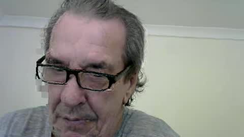 Snapshot of jaspal55 chatting on 02/05/25, 11:44 jaspal55 online show from 02/05/25, 11:44
