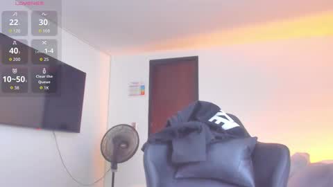 JBrooksXx online show from 10/07/25, 07:11