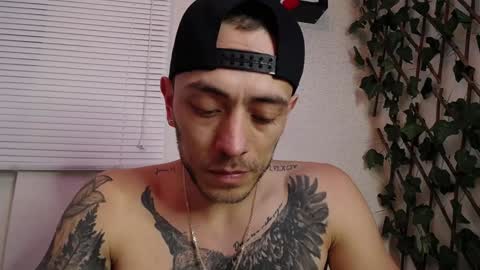 Snapshot of jasson_king01 chatting on 12/19/24, 03:40 JKing online show from 12/19/24, 03:40