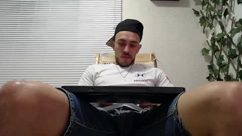 Snapshot of jasson_king01 chatting on 02/21/25, 01:44 JKing online show from 02/21/25, 01:44