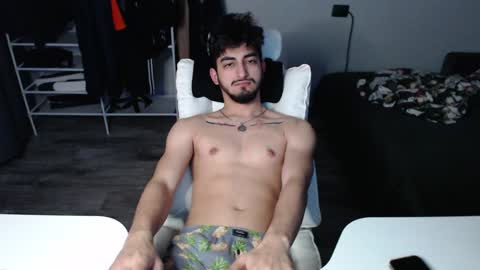 Snapshot of jastin_black chatting on 02/04/25, 11:49 Jastin online show from 02/04/25, 11:49