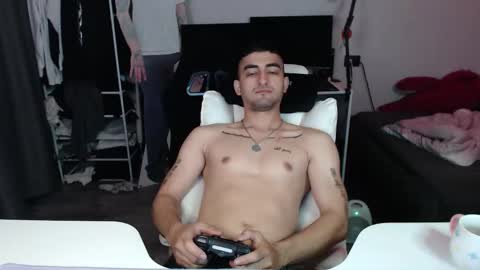 Snapshot of jastin_black chatting on 09/18/25, 10:17 Jastin online show from 09/18/25, 10:17