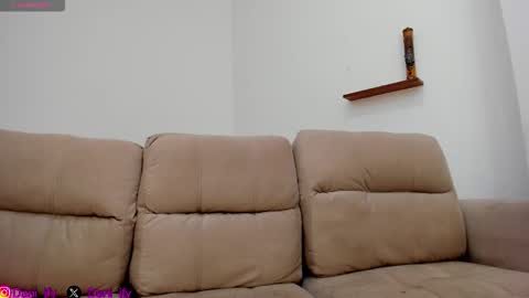 dani and javi online show from 10/18/25, 01:30