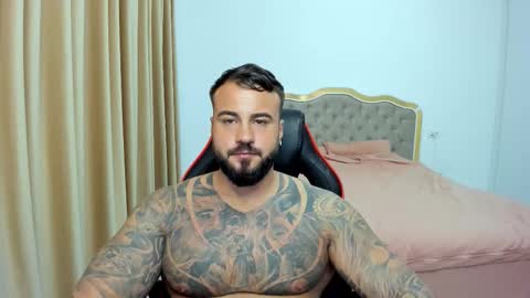  Javi  online show from 11/06/25, 09:48