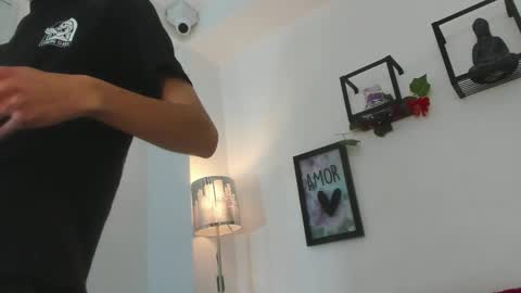 jax25_os online show from 10/03/25, 11:35