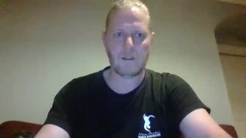 Snapshot of jaxx7777 chatting on 11/17/25, 03:34 jaxx7777 online show from 11/17/25, 03:34