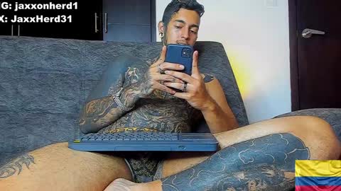 Snapshot of jaxxxonherd chatting on 01/19/25, 12:49 Michael online show from 01/19/25, 12:49