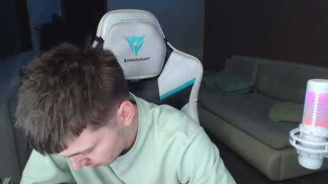 Jayce online show from 12/09/24, 01:29