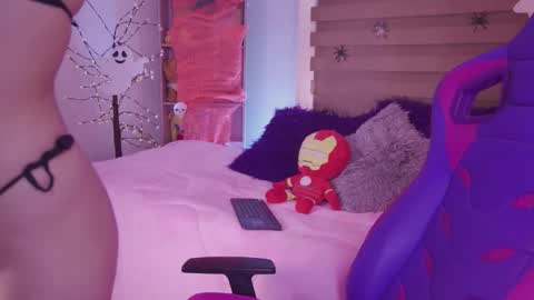 Jayen online show from 10/22/25, 07:13