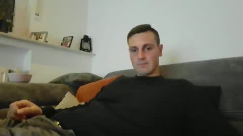 Snapshot of jayfex97 chatting on 09/22/25, 08:22 jayfex97 online show from 09/22/25, 08:22