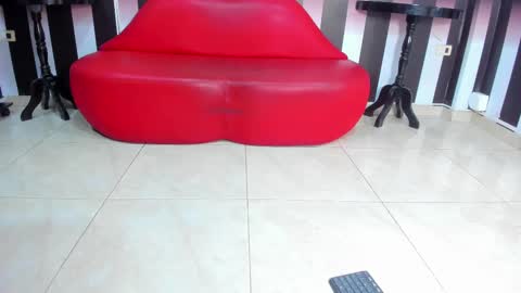 Snapshot of jaylen_bdsm chatting on 02/12/25, 12:33 jaylen_bdsm online show from 02/12/25, 12:33