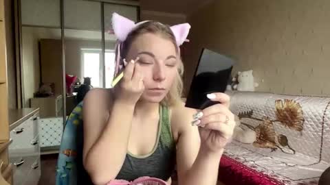 Mira online show from 11/12/25, 08:37