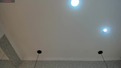 Snapshot of jazlin_angels chatting on 10/31/25, 08:04 JAZLIN ANGELS online show from 10/31/25, 08:04