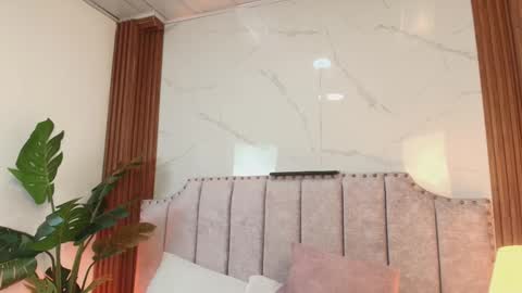 Jazmin online show from 10/30/25, 08:53