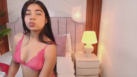 Jazmin online show from 11/07/25, 07:19