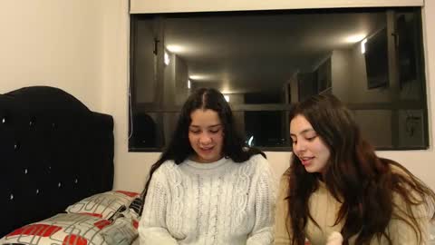 Snapshot of jazmin_dharius chatting on 02/01/25, 03:41 Jazmin and Scarlett online show from 02/01/25, 03:41