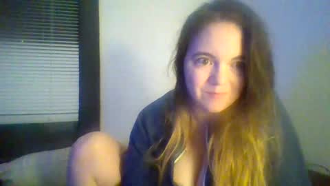 Snapshot of jazzyrae97 chatting on 02/11/25, 04:44 Jazzyrae online show from 02/11/25, 04:44