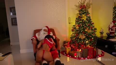 Snapshot of jeangreybianca chatting on 12/16/24, 12:26 Bianca online show from 12/16/24, 12:26