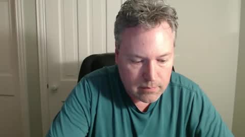 Snapshot of jeb5150 chatting on 12/17/24, 06:24 JE online show from 12/17/24, 06:24