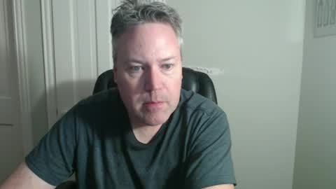 Snapshot of jeb5150 chatting on 10/12/25, 03:49 JE online show from 10/12/25, 03:49