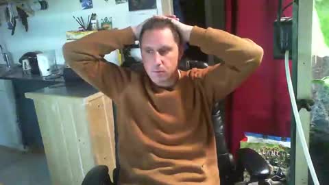 Snapshot of jef74700 chatting on 12/08/24, 09:24 Jrme online show from 12/08/24, 09:24