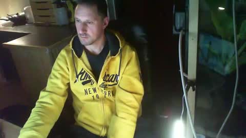 Snapshot of jef74700 chatting on 12/29/24, 04:16 Jrme online show from 12/29/24, 04:16