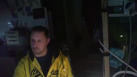 Snapshot of jef74700 chatting on 01/12/25, 05:24 Jrme online show from 01/12/25, 05:24